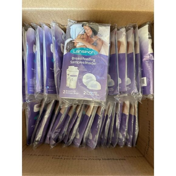 LANSINOH NEW Samples 100 Breast Milk Storage Bags & 100 Disposable Nursing Pads - Picture 1 of 2